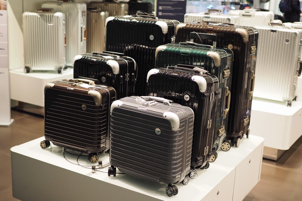 RIMOWA Lufthansaモデル