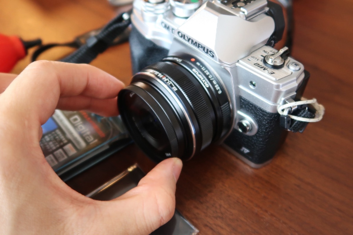 カメラ レンズ(単焦点) オリンパスの単焦点レンズ「M.ZUIKO DIGITAL 17mm F1.8」はホテル 
